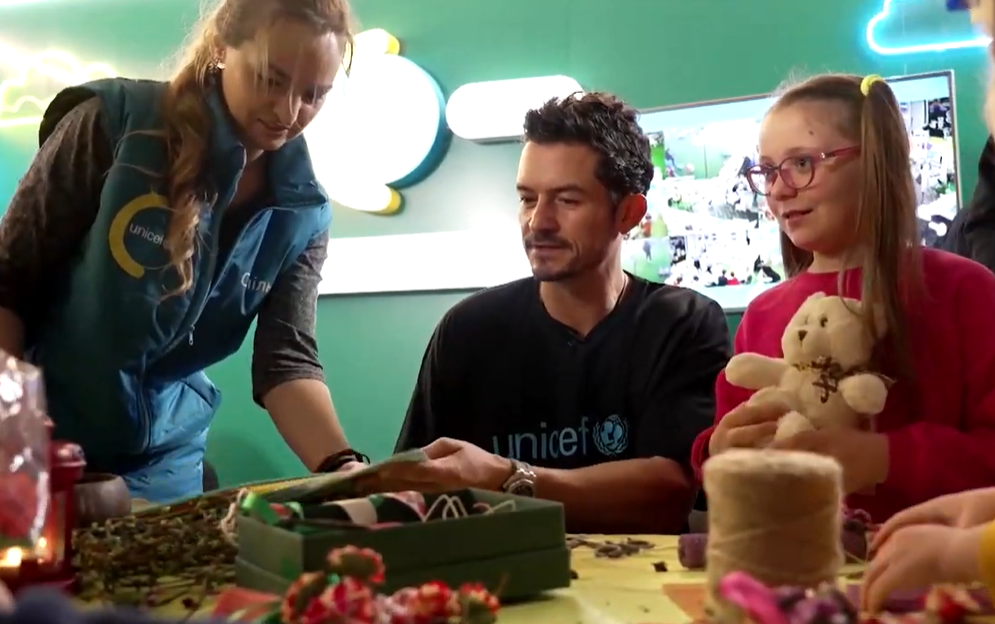 Hollywood actor Orlando Bloom met children in a UNICEF