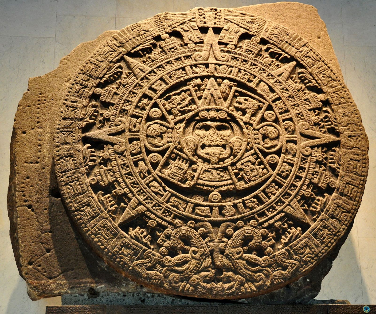 A Brief Introduction And History of the Aztec Religion.