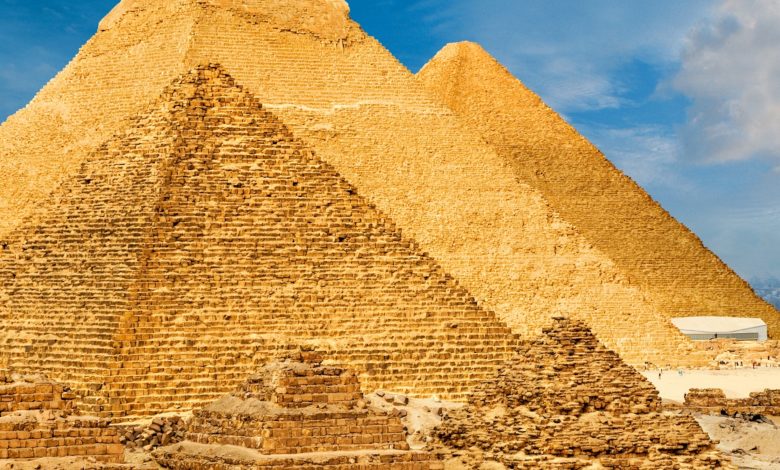 The Giza Pyramid Square History